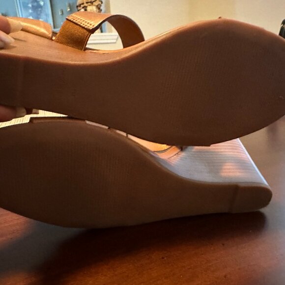 Steve Madden Cognac Leather Wedge Strappy Sandals - Picture 3 of 4